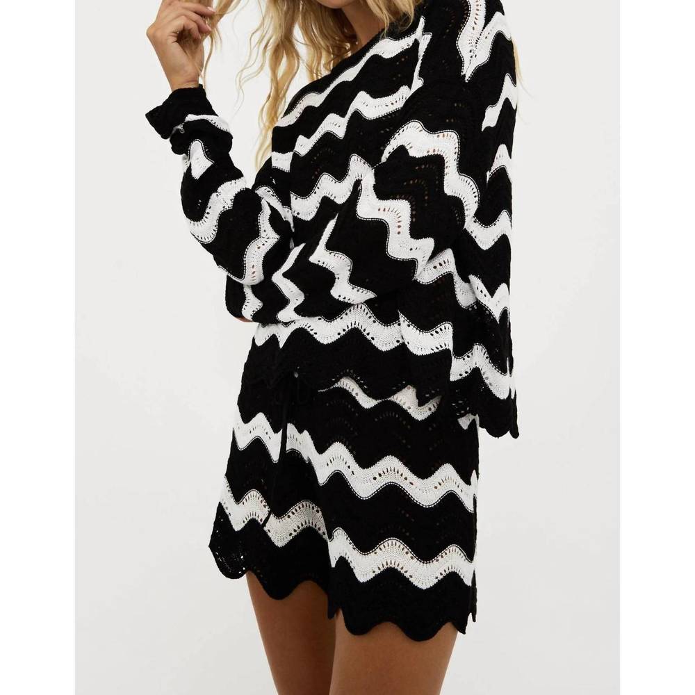 NEW BEACH RIOT beach wavy sweater in black - Picture 4 of 5